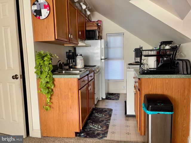 179 CHARLES RD, Lancaster, PA 17603