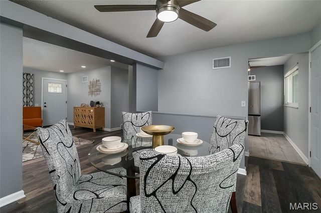 10231 Monarch Drive, St Louis, MO 63136