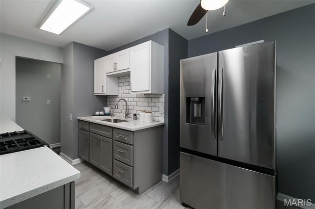 10231 Monarch Drive, St Louis, MO 63136