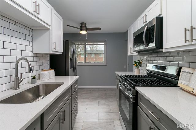 10231 Monarch Drive, St Louis, MO 63136