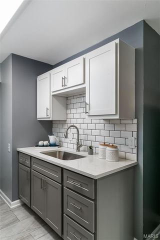 10231 Monarch Drive, St Louis, MO 63136