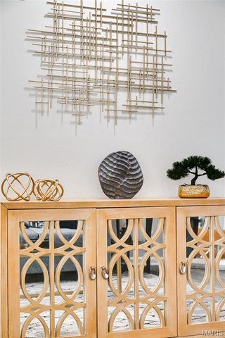 10231 Monarch Drive, St Louis, MO 63136