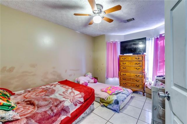 1245 Shamrock Hill Circle, Loganville, GA 30052