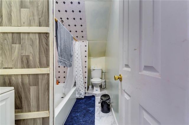 1245 Shamrock Hill Circle, Loganville, GA 30052