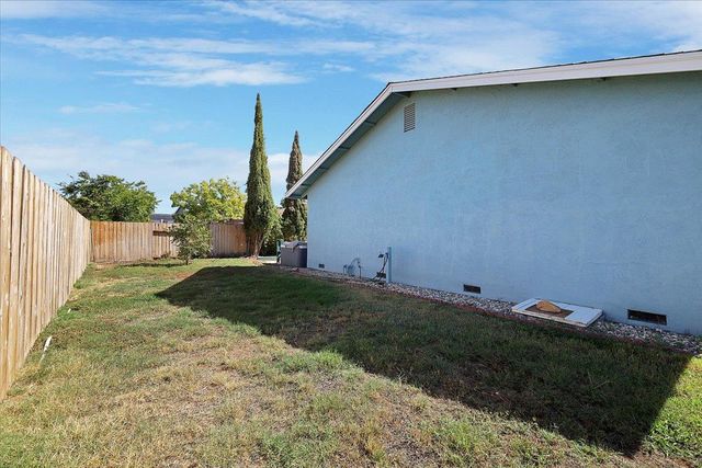 1147 Johnson Ave, Marysville, CA 95901