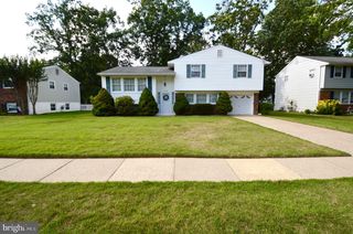 1028 STANDISH DR, Turnersville, NJ 08012