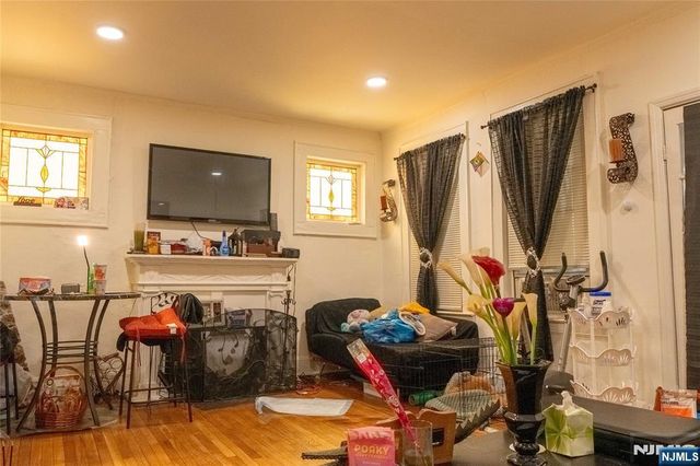 411 15th Street, Newark, NJ 07103