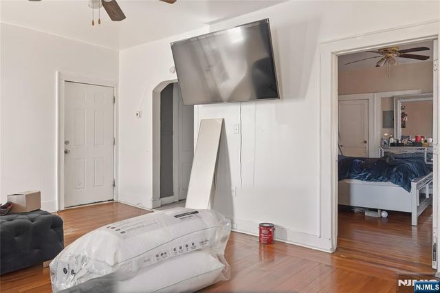 411 15th Street, Newark, NJ 07103