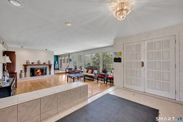 25 Doria Lane, South Windsor, CT 06074