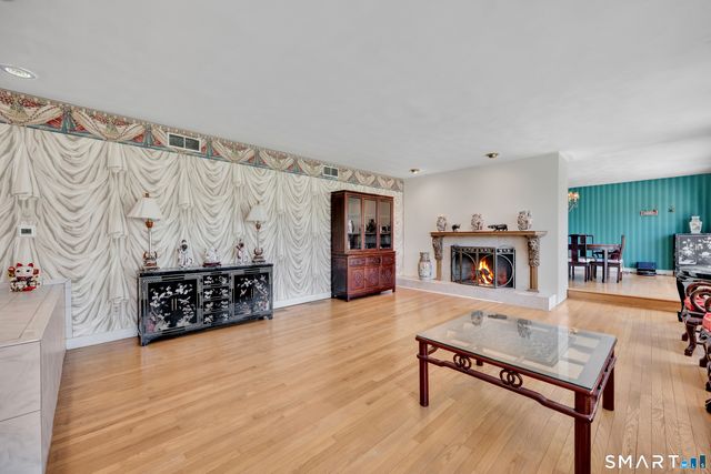 25 Doria Lane, South Windsor, CT 06074