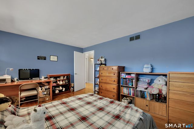 25 Doria Lane, South Windsor, CT 06074