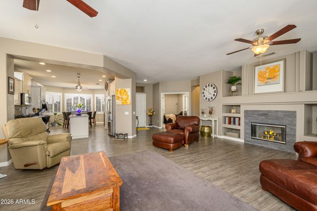 18443 N Borgata Drive, Surprise, AZ 85374