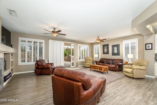 18443 N Borgata Drive, Surprise, AZ 85374