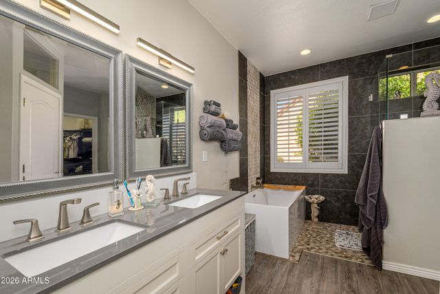 18443 N Borgata Drive, Surprise, AZ 85374