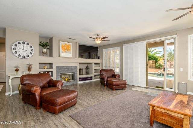 18443 N Borgata Drive, Surprise, AZ 85374