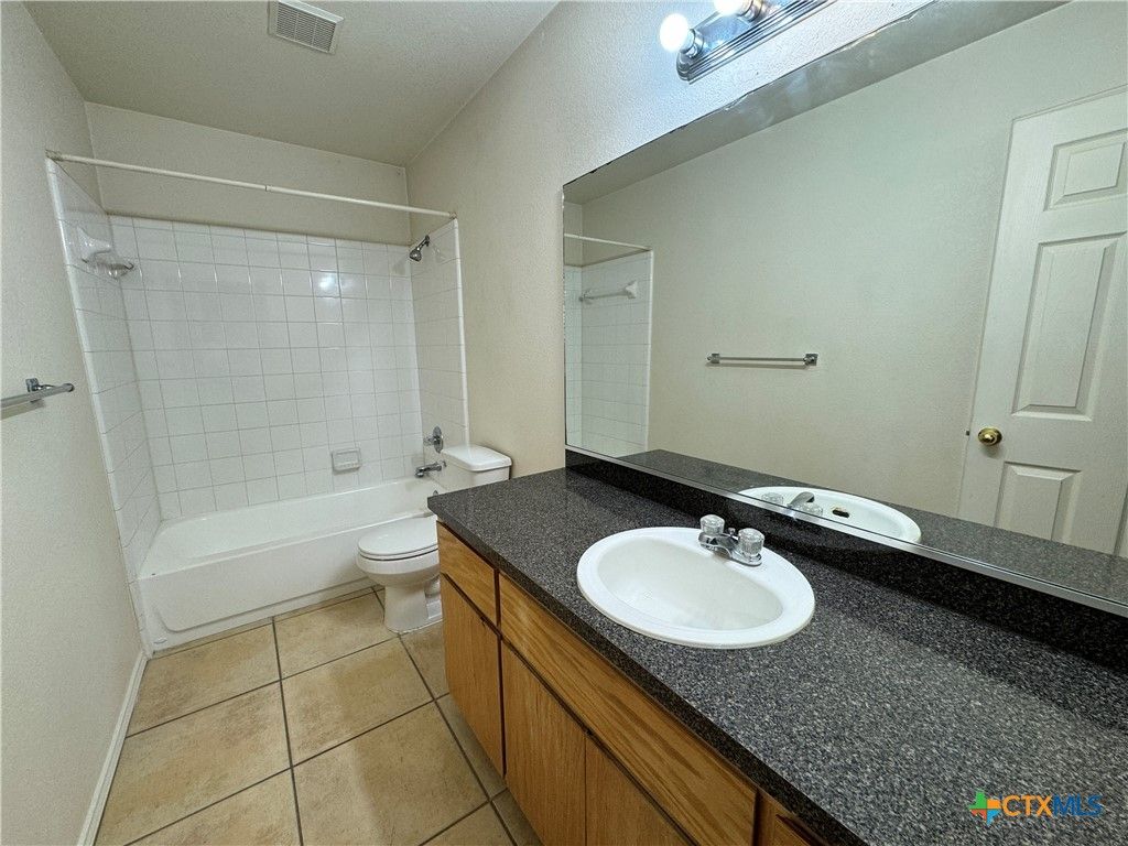 Image 18 of property listing at 3809 Edgefield Street, Killeen, TX 76549
