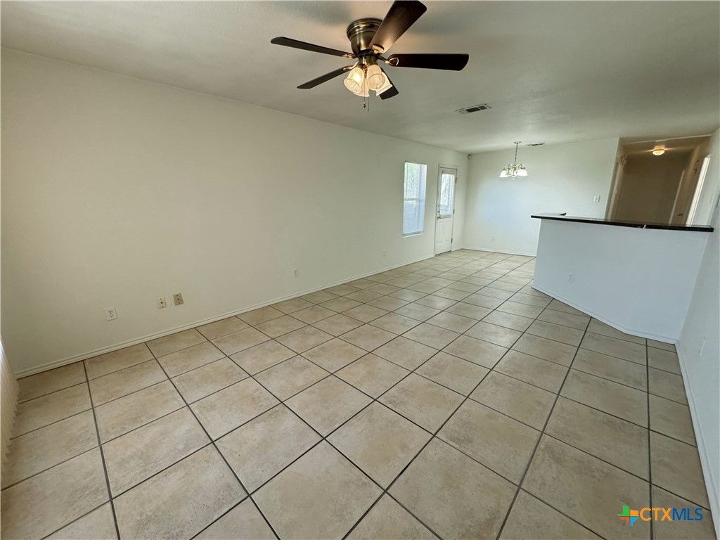Image 2 of property listing at 3809 Edgefield Street, Killeen, TX 76549