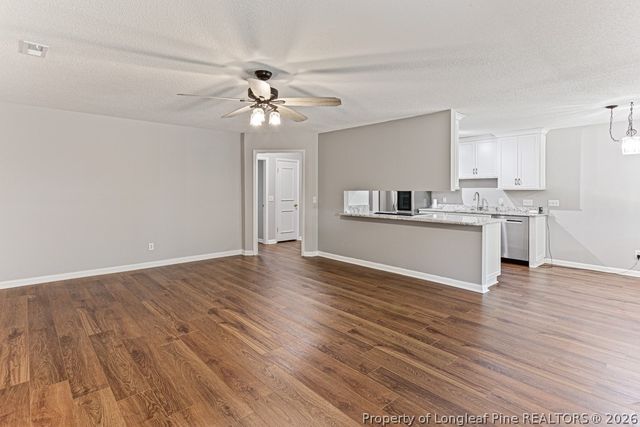5714 Crenshaw Drive, Hope Mills, NC 28348