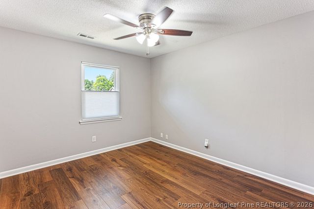 5714 Crenshaw Drive, Hope Mills, NC 28348