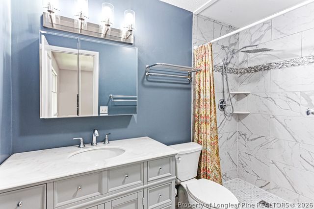 5714 Crenshaw Drive, Hope Mills, NC 28348