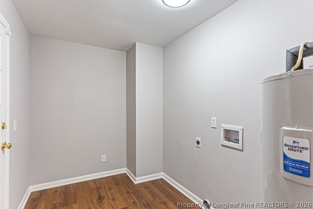 5714 Crenshaw Drive, Hope Mills, NC 28348