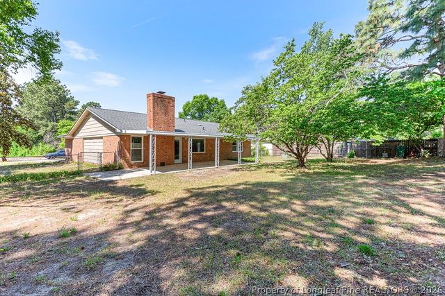 5714 Crenshaw Drive, Hope Mills, NC 28348