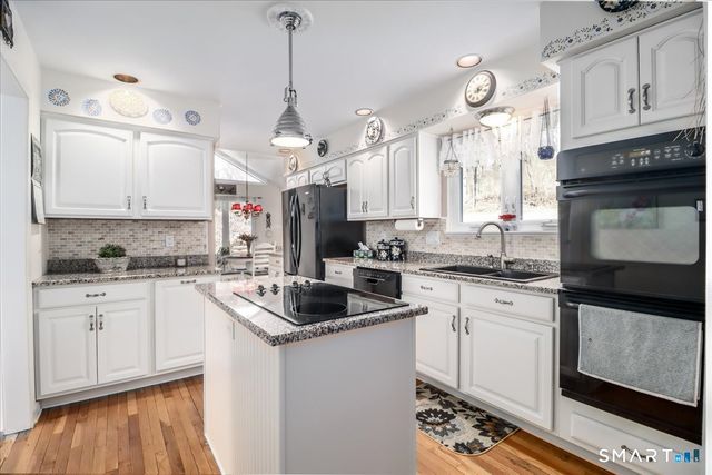 22 Flintlock Drive, Danbury, CT 06811