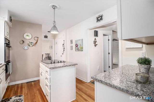 22 Flintlock Drive, Danbury, CT 06811