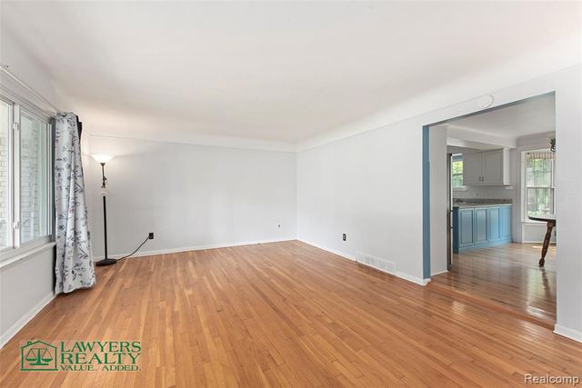 9180 Stone Road, Pearl Beach, MI 48001