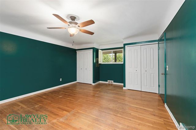9180 Stone Road, Pearl Beach, MI 48001