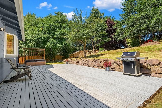 1133 235th Place SW, Bothell, WA 98021