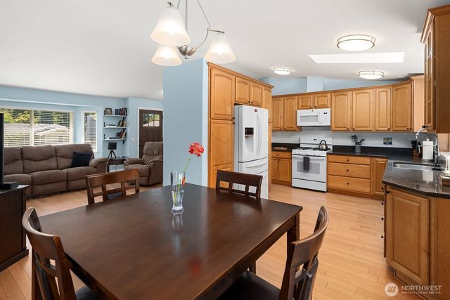 1133 235th Place SW, Bothell, WA 98021