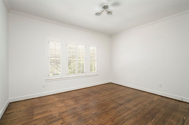 2929 Sunset Boulevard, West University Place, TX 77005