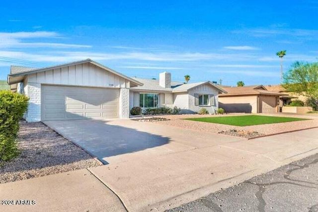 1734 E LAGUNA Drive, Tempe, AZ 85282