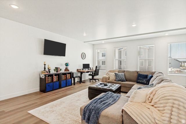 701 E GARDEN GROVE DR, Eagle Mountain, UT 84005