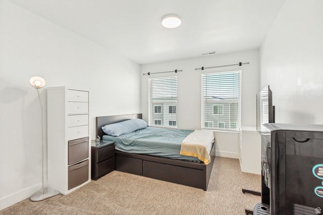 701 E GARDEN GROVE DR, Eagle Mountain, UT 84005