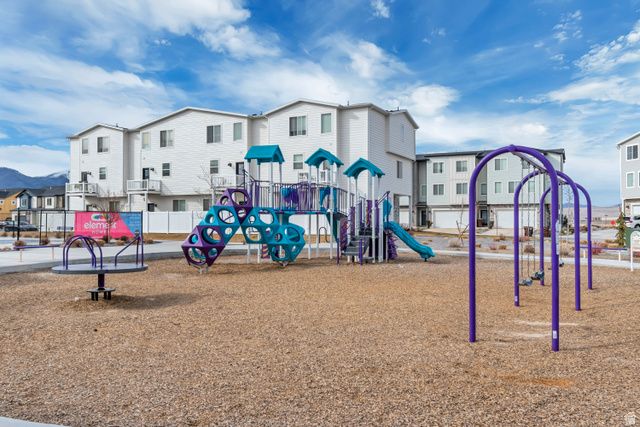 701 E GARDEN GROVE DR, Eagle Mountain, UT 84005