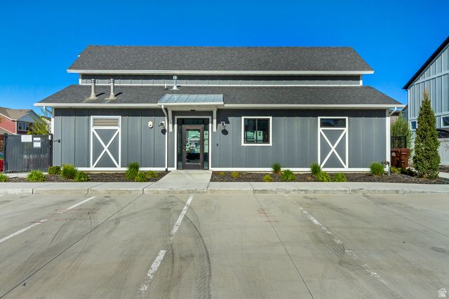 701 E GARDEN GROVE DR, Eagle Mountain, UT 84005
