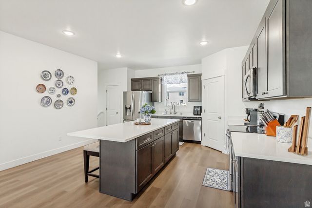 701 E GARDEN GROVE DR, Eagle Mountain, UT 84005