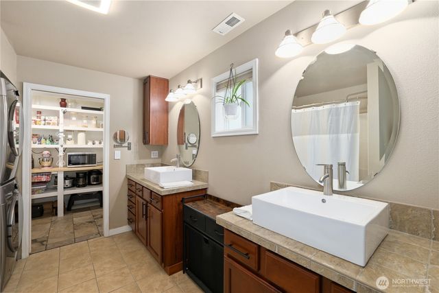 9905 194th Avenue E, Bonney Lake, WA 98391