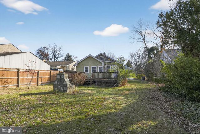 502 CENTRAL AVE, Glenside, PA 19038