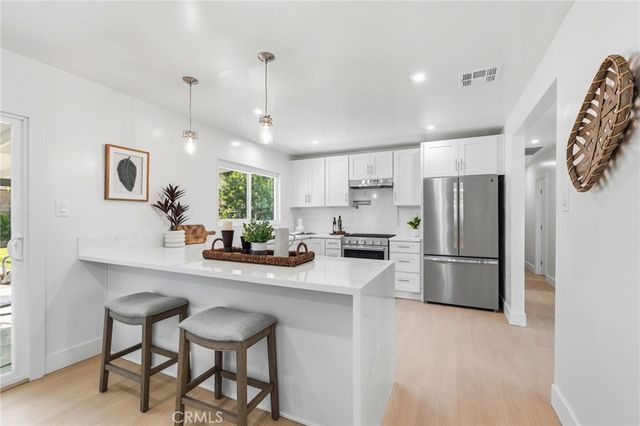 585 N Wendy, Newbury Park, CA 91320