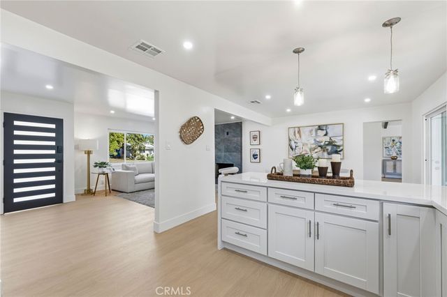 585 N Wendy, Newbury Park, CA 91320