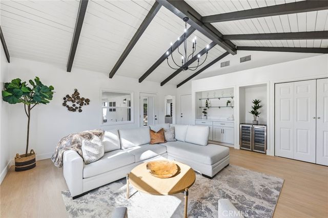 585 N Wendy, Newbury Park, CA 91320