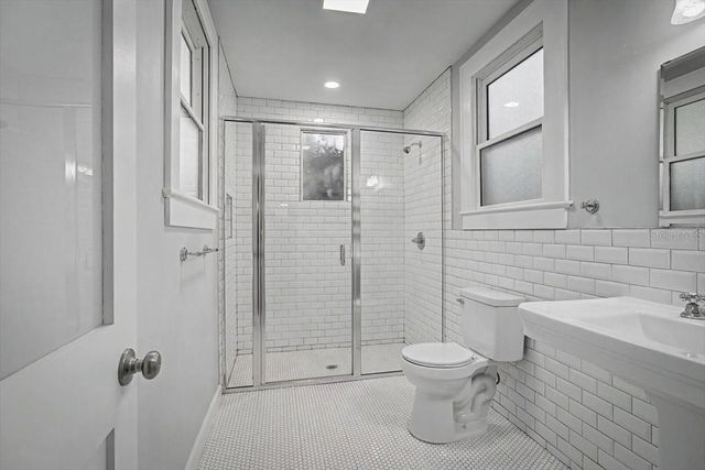 421 NE BOULEVARD, Gainesville, FL 32601