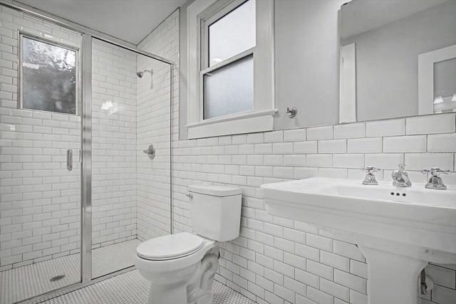 421 NE BOULEVARD, Gainesville, FL 32601