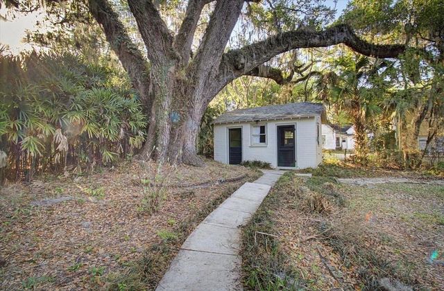 421 NE BOULEVARD, Gainesville, FL 32601