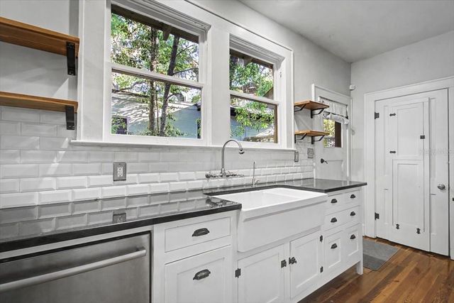 421 NE BOULEVARD, Gainesville, FL 32601