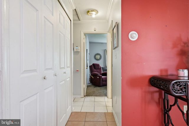 70 TALL PINE LN, Levittown, PA 19054