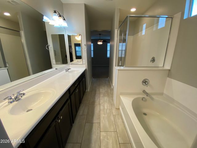 4252 E TOLEDO Street, Gilbert, AZ 85295